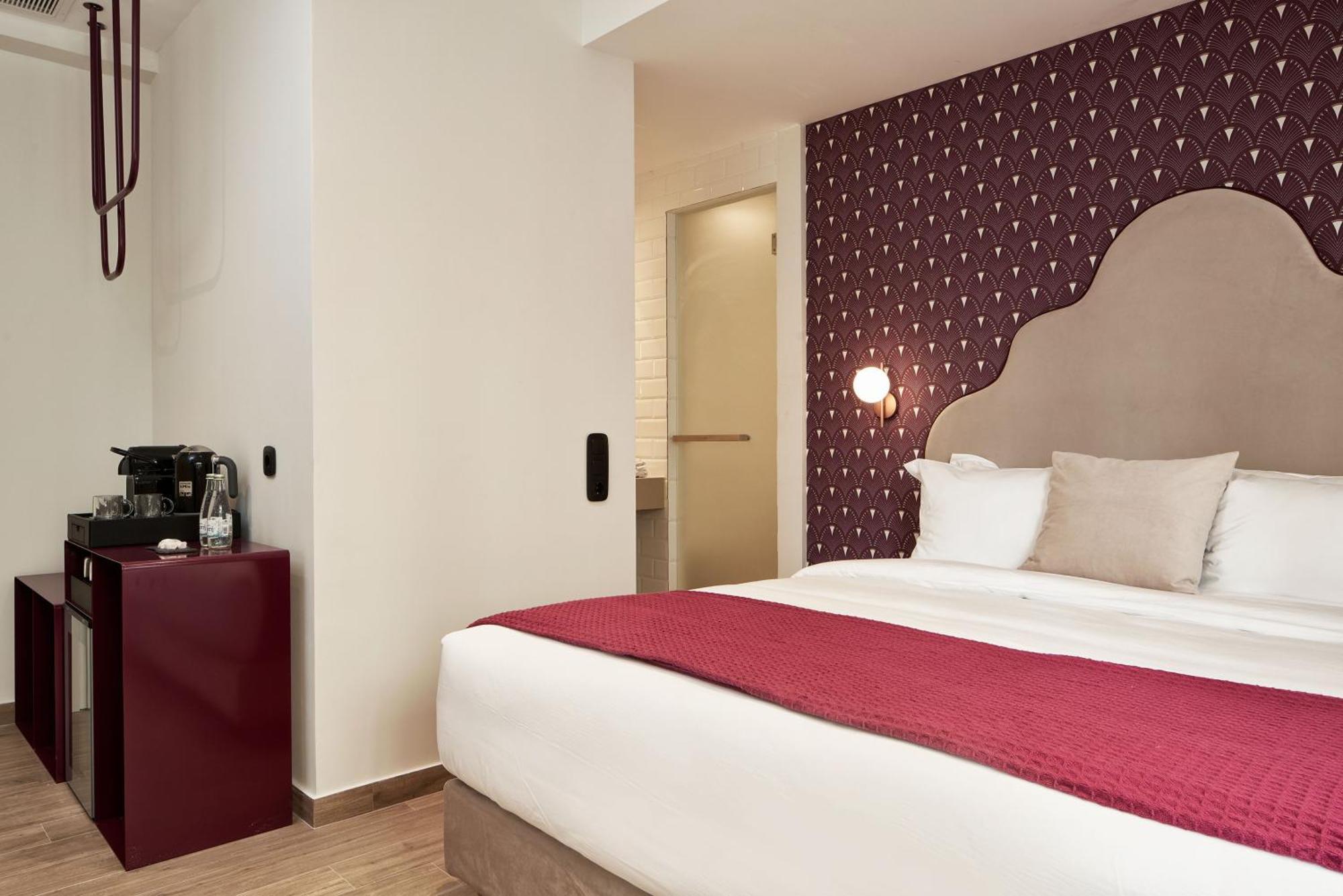 Athens4 Hotel Екстериор снимка